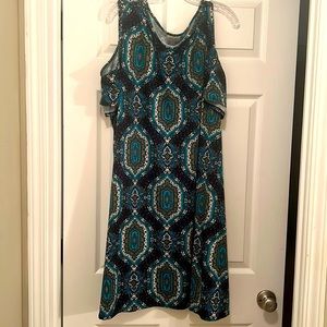 Avenue dress, cold shoulder, size 26/28